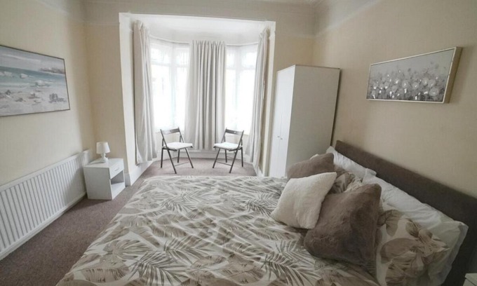 Westcliff-on-Sea House | SILVERDALE HOUSE