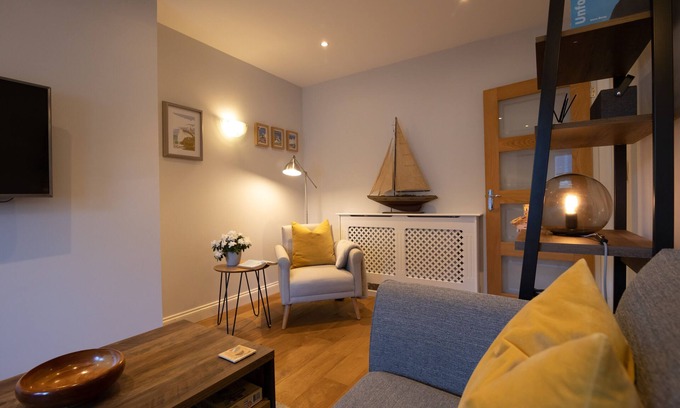 Meads House | Silverdale Mews
