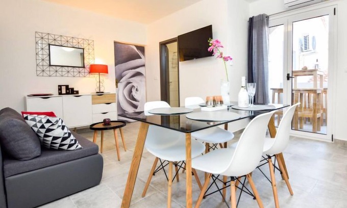 Vir Apartment | Silvija by Interhome