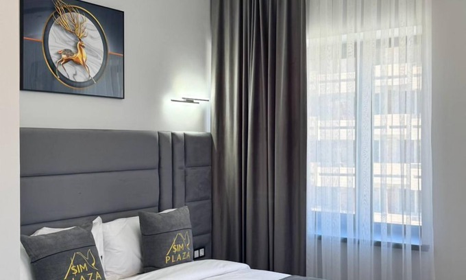 Vagharshapat Hotel | Sim plaza