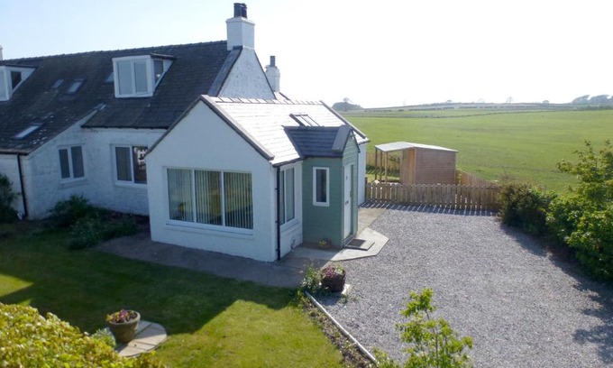 Sandyhills House | Simmer Dim