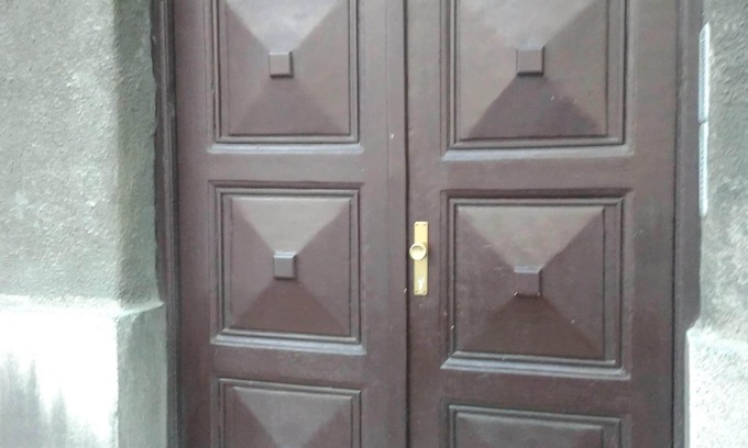 Dorcol Apartment | Simple and Quiet flat in the City Center