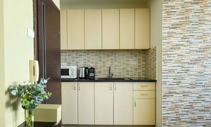 Netanya Apartment | Simple Living in Netanya Center by Sea N' Rent