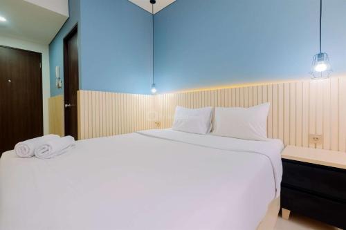 Depok Apartment | Simple Look Studio Transpark Cibubur Apartment By Travelio