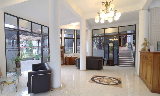 Tretes Hotel | Sinergi Hotel Tretes