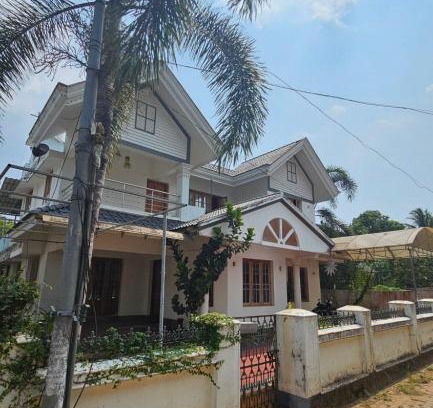 Alwaye Villa | Singh's Villa - 3BHK, AC House,Near Cochin Airport