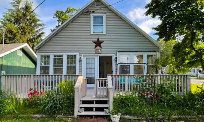 Sylvan Beach House | Single Family Beach Home steps away from the beautiful Sylvan Beach