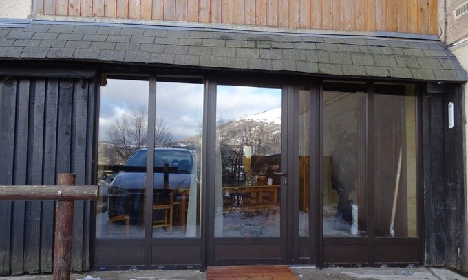 Ax-les-Thermes Apartment | single storey apartment at the foot of the slopes