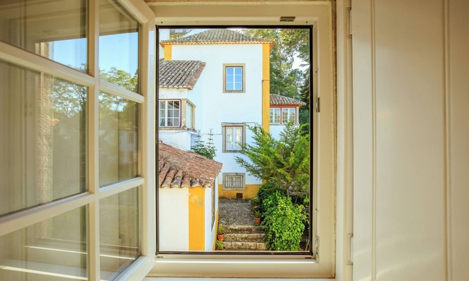 Santa Maria e Sao Miguel Villa | Sintra Unique Villa Center