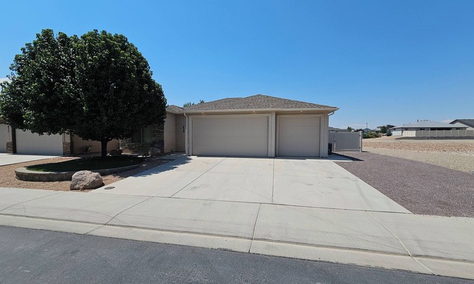 Grand Junction House | Sip, Stay and Ride- a charming wine themed home in Grand Junction