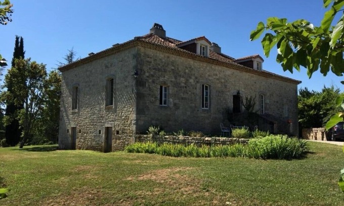 Grezels House | Sirepeche, large holiday home with private pool