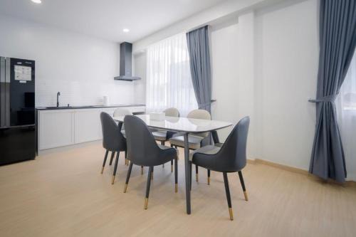 Yan Nawa Apartment | SiS at Sathorn St Louis