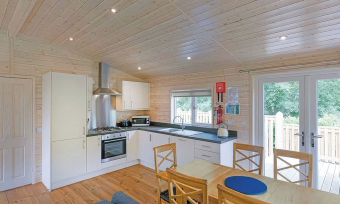 Saddleworth Cottage | Six Berth pet Free Lodges