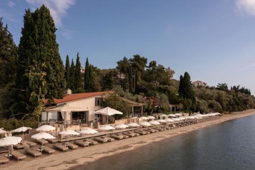 Afissos House | Six Keys