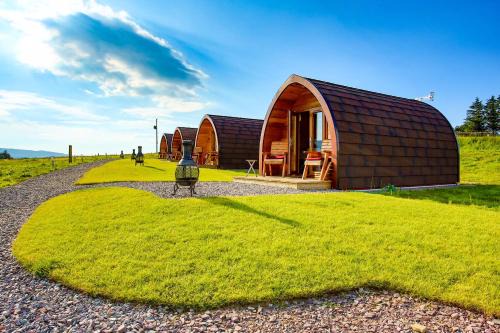 Achachork Ski Chalet | Skeabost View Pods Skye