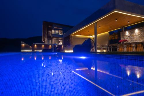 Sarakinoi Villa | #SKGH Arbitrage Hyperluxe Villa -near Pozar Baths & Kaimaktsalan mountain