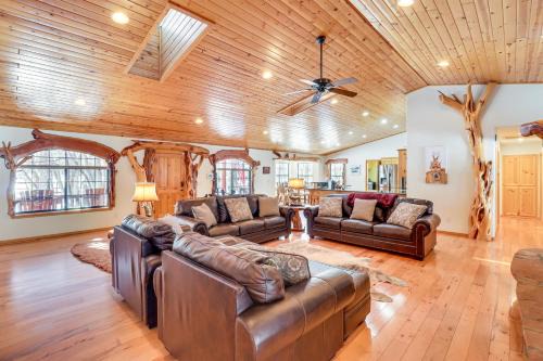 Pinetop House | Ski, Hike and Golf Pinetop Cabin with Fire Pit!