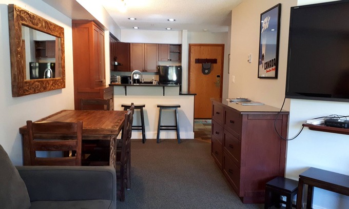 Whistler Creekside Condo | Ski in and Out, Renovated, Cozy One Bedroom, Hot Tub + Pool, Lake Placid Lodge