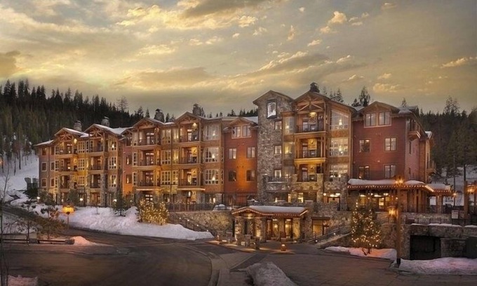 Truckee Resort | Ski In and Ski Out at Hyatt Northstar Lodge in Luxury 2 Bedroom Villa
