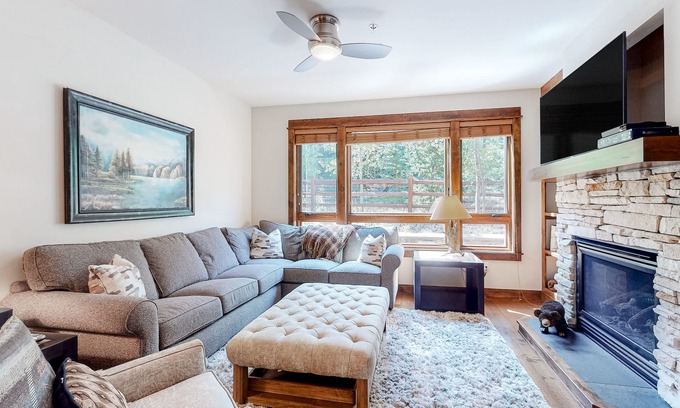 Four O'Clock Condo | Ski-in/out condo right near downtown with hot tub, pool & balcony