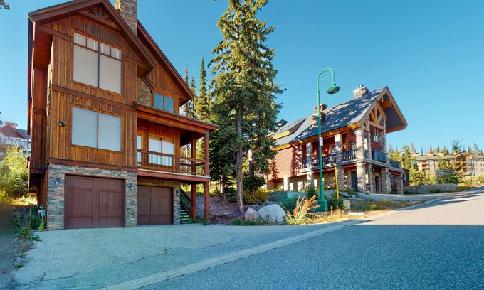 Big White Ski Resort Ski Chalet | Ski-in/out home with private hot tub, pool table, and balcony views
