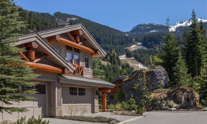 Nordic Estates House | Ski-In/Out, Luxury Home in Whistler Creekside, Taluswood