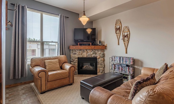 Silver Star Mountain Condo | Ski in/Ski out Creekside Condo, ground floor with deck, King Bed in Master