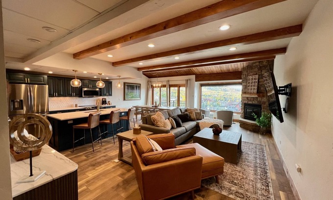 Steamboat Springs Condo | Ski in, Ski Out in 7th Heaven
