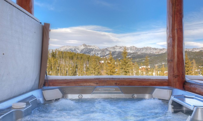 Saddle Ridge House | Ski-in/ski-out home w/private hot tub in Moonlight Basin - Saddle Ridge - Montana Mountain Chalet