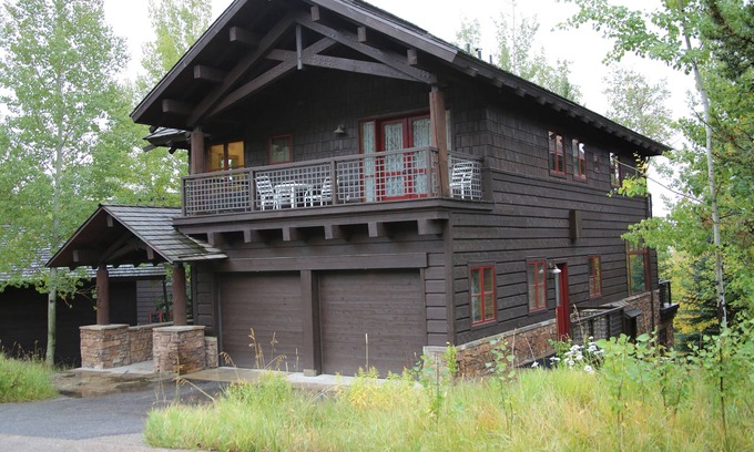 Granite Ridge House | Ski-in, Ski-Out, Hot Tub, Granite Ridge Home in Teton Village