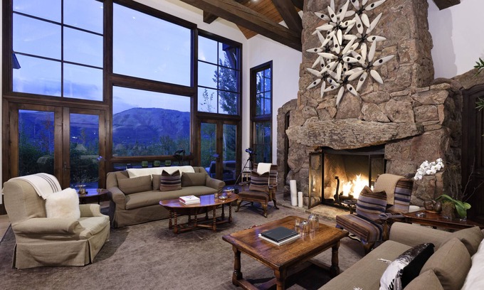 Aspen Ski Chalet | Ski In Ski Out on Tiehack/Buttermilk mountain