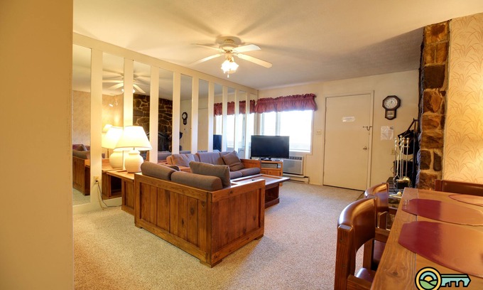 Mount Jackson Condo | Ski/MTB/Golf Condo (#121) - Slope side | Ski slope & Resort valley views!