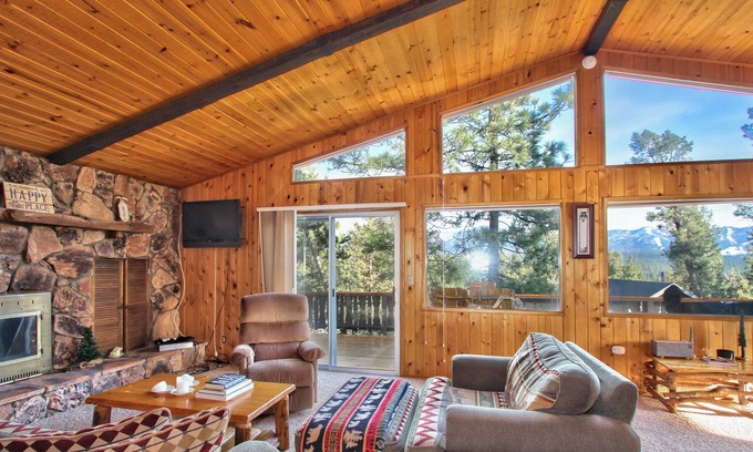 Whispering Forest House | Ski Queen Lodge