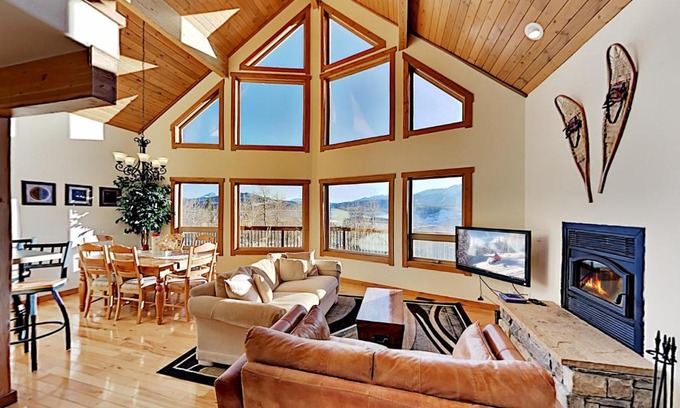 Ptarmigan Mountain House | Ski Your Heart Out