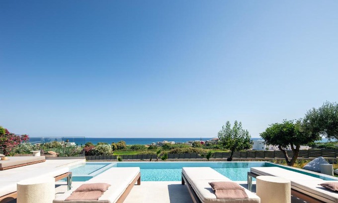 Dramia Villa | Skianos Villa