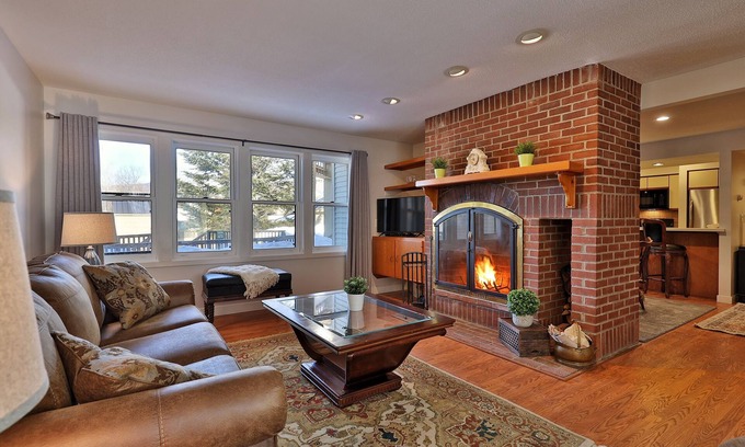 Killington Condo | Skiers! Fox Hollow 2BR/2BA Condo. Across from Pico, Minutes to Killington