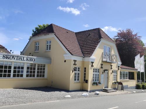 Vejle Municipality Hotel | Skovdal Kro