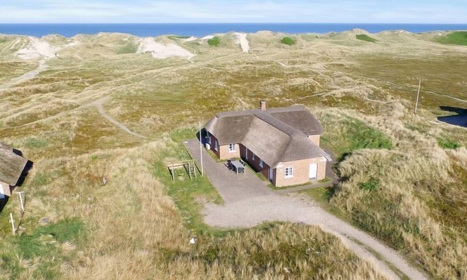 Houvig Strand House | "Skuli" - 200m from the sea by Interhome