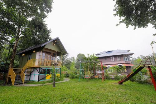 Vythiri House | sky blue villa
