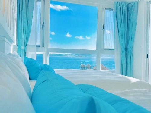 South Beach House | Sky Grass