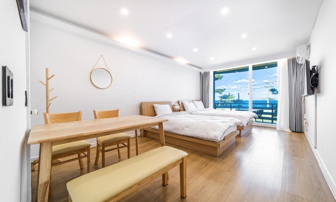 Sokcho House | Sky Sea Pension