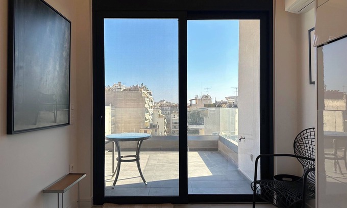 Petralona Condo | Sky suite 6 Picasso Duplex view Acropole
