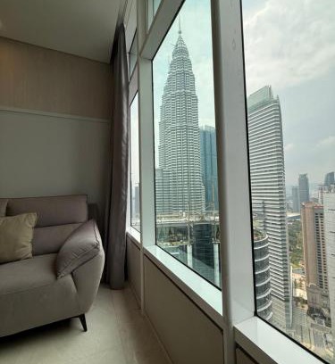 Kuala Lumpur City Centre Apartment | Sky suites klcc by homestay