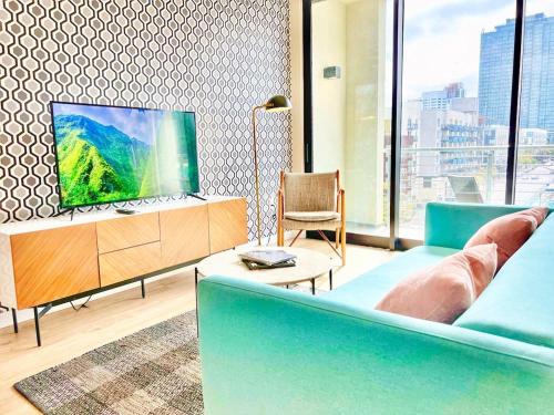 East Village Apartment | Skyline Flat Facing Downtown San Diego