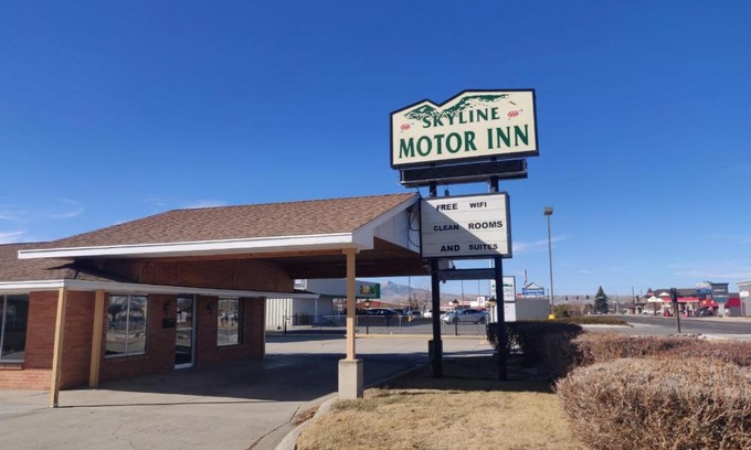 Cody Hotel | Skyline Motor Inn