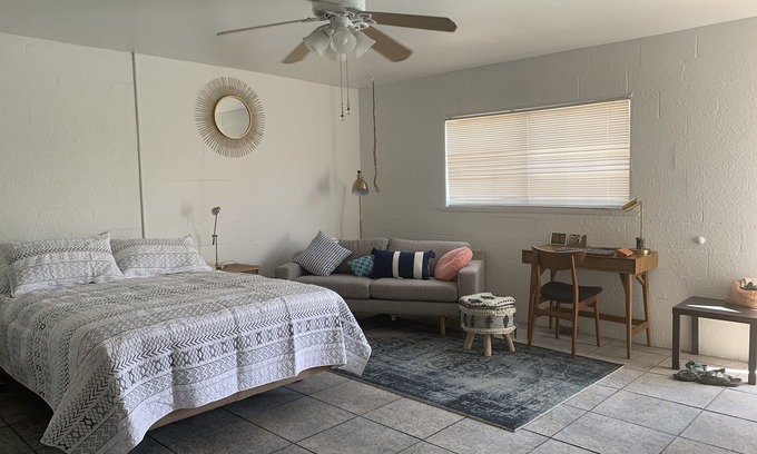 El Paso Apartment | Skyline projection studio