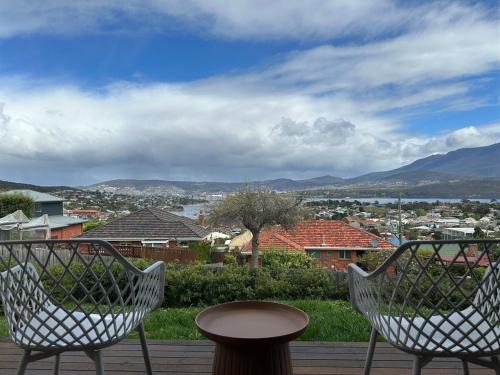Lindisfarne Apartment | Skyline Serenity Lower - Close to city and airport