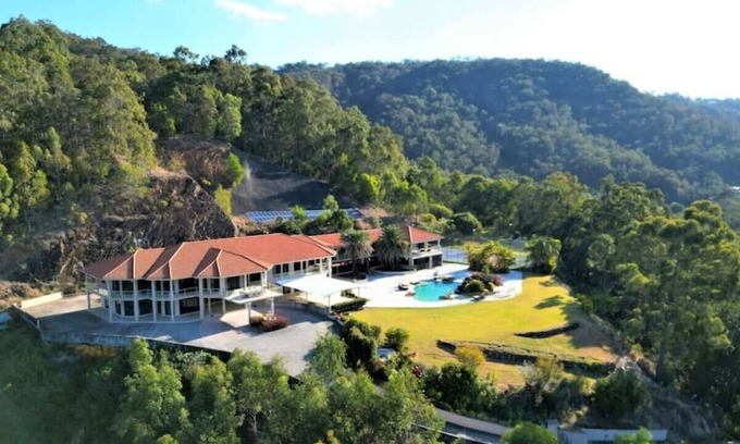 Tallai House | Skyview Paradise - Grand GC Hinterland Resort