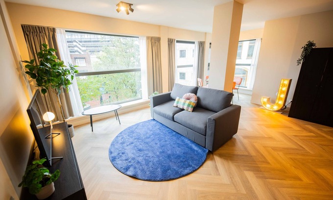 Hilversum Apartment | Sleek Cozy Studio KS