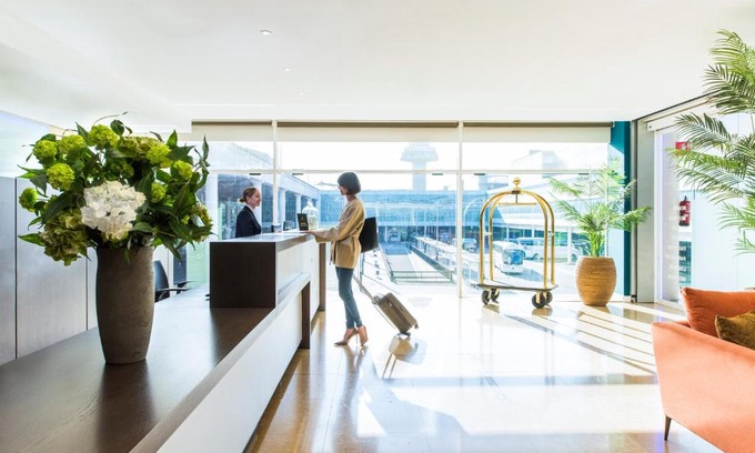 El Prat de Llobregat Hotel | Sleep&Fly